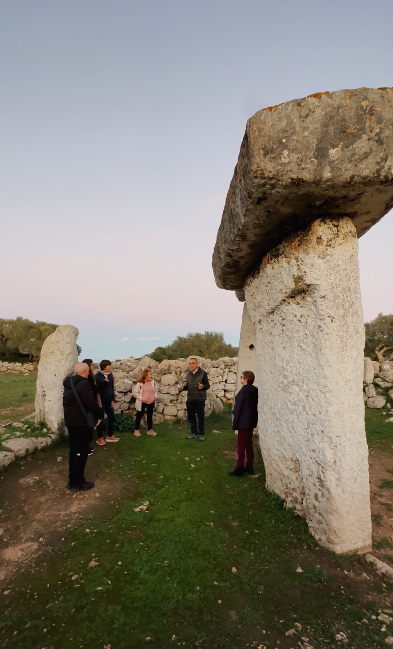 Grupo Laberint explorando Menorca